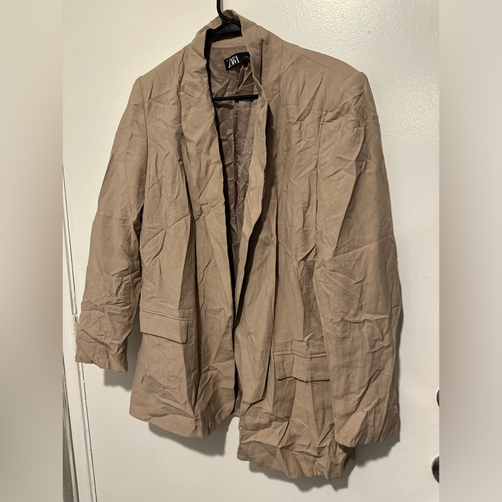 Zara women’s blazer size large